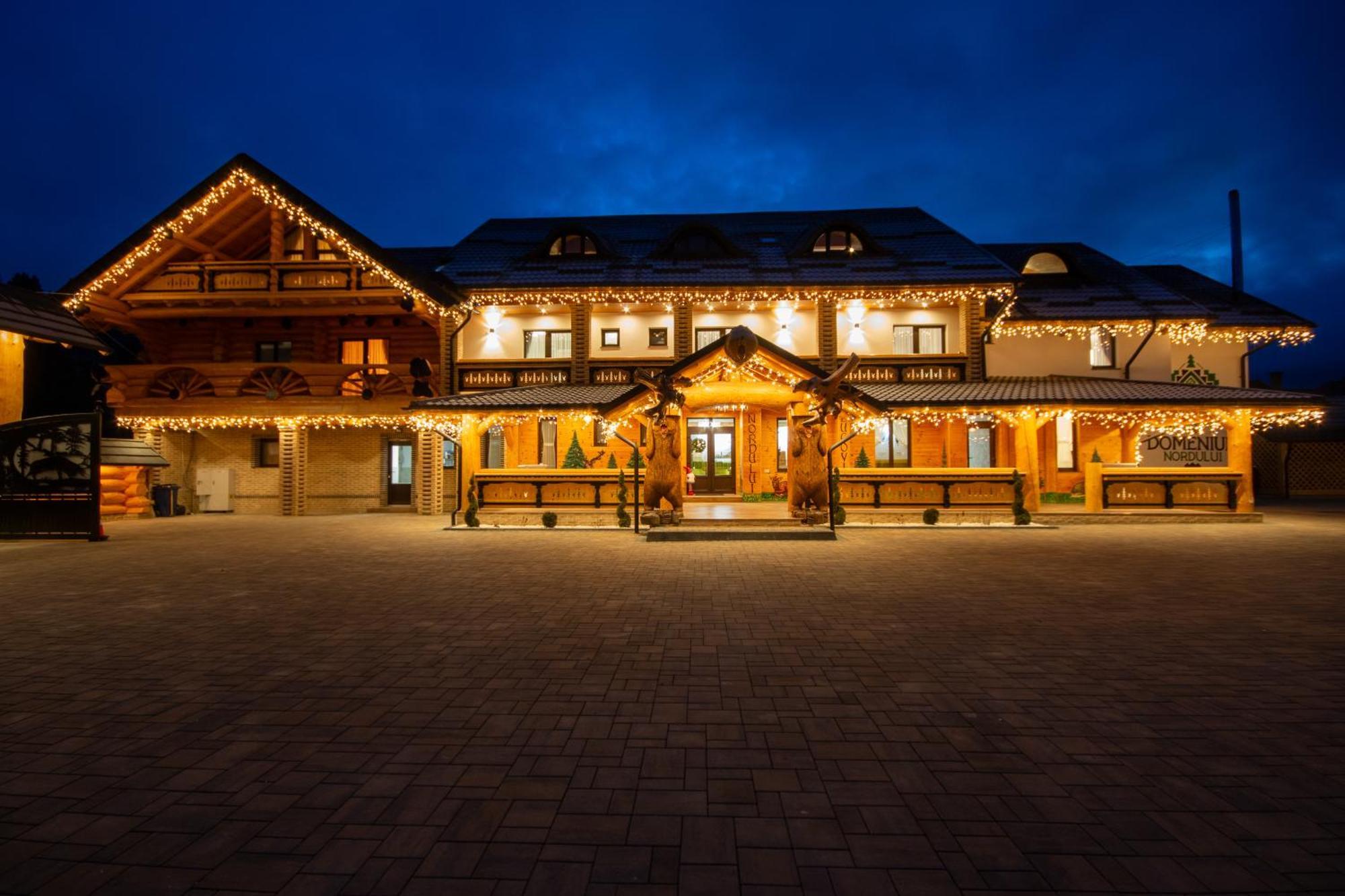 Domeniul Nordului Bucovlna Hotel Vama  Eksteriør billede